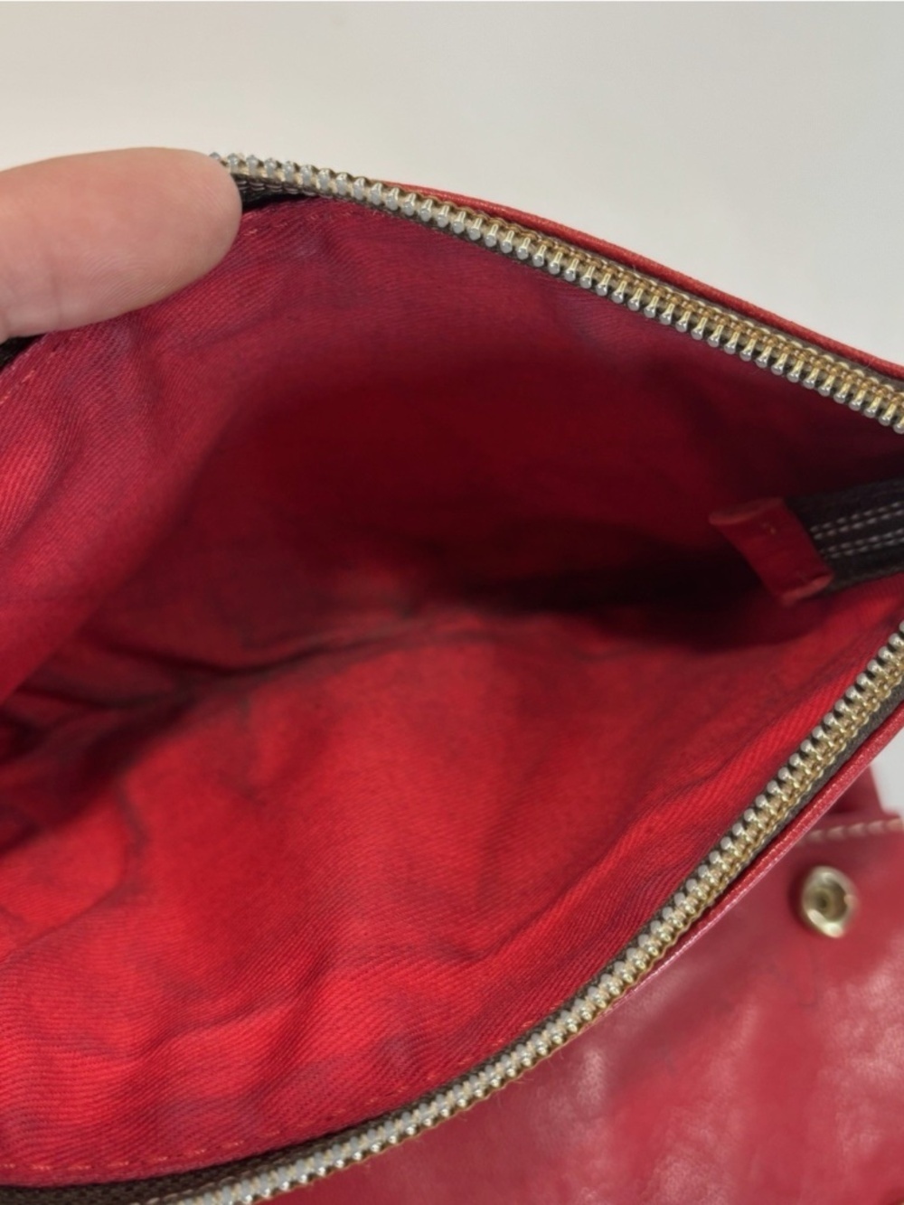 Dooney And Bourke Red Plaid Canvas Signature Large Tote/Red Leather Zip Wallet - Picture 15 of 16